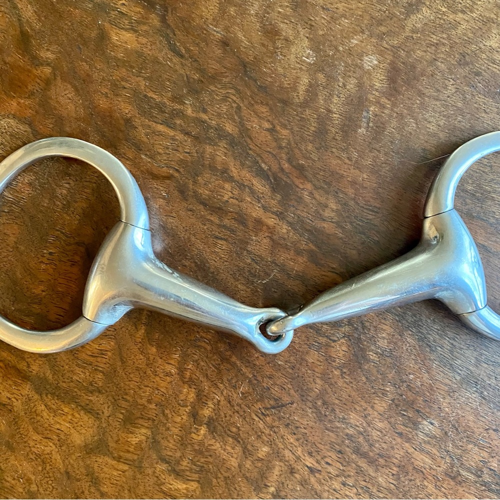 English Snaffle Bit Eggbutt Hollow Mouth Horse Riding Size 5.25” - Picture 2 of 7